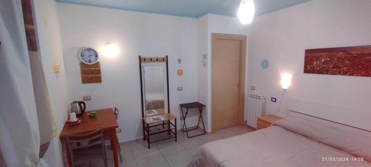 Guesthouse Serena Стреза Экстерьер фото